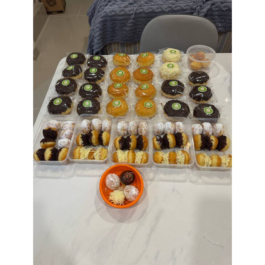 

Donat Jajebuyut khusus pengiriman Instan