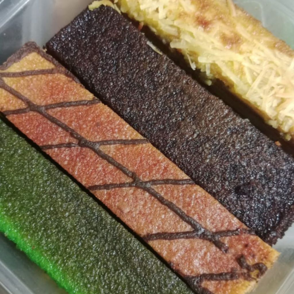 

Lapis Cetak Pontianak Mix Aneka Rasa