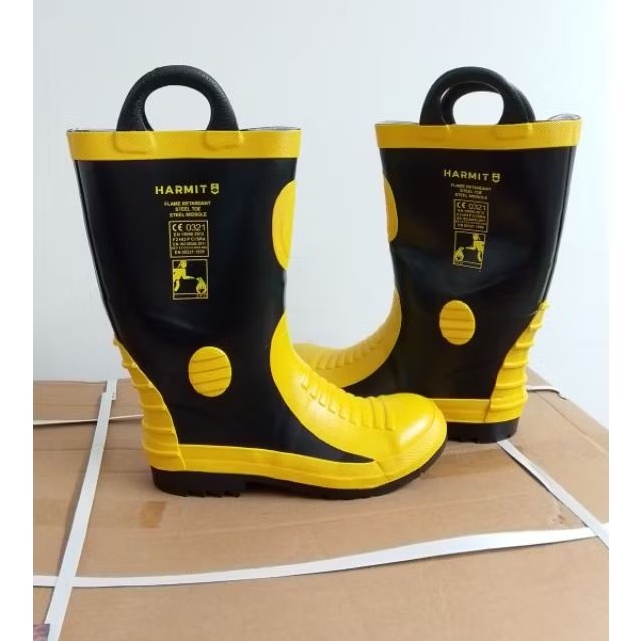 Sepatu Safety Boots Pemadam Kebakaran Hitam Kuning Sepatu safety damkar