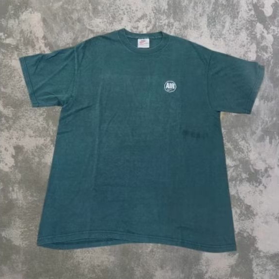 KAOS NIKE VINTAGE 90S