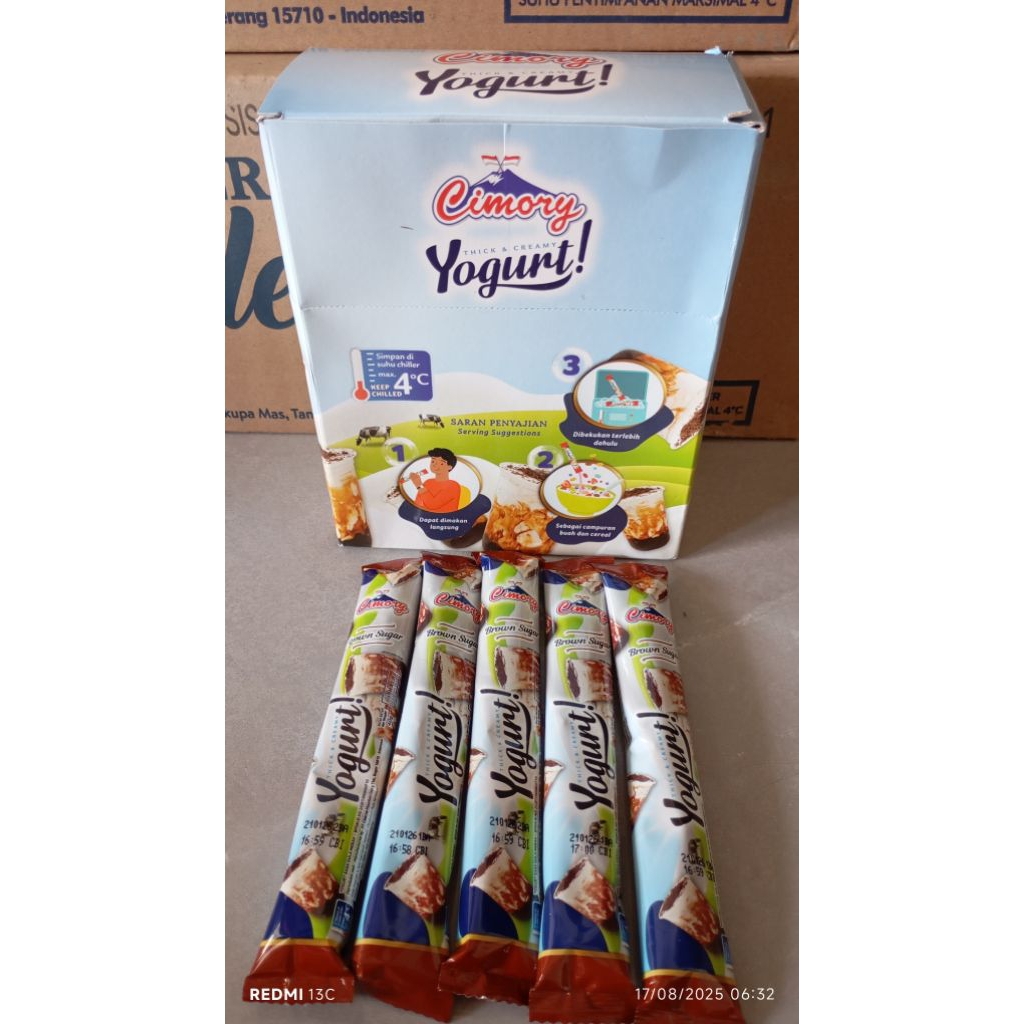 

Cimory Yogurt Stick 40gr ( 1 box isi 25 Pcs) KHUSUS PULAU JAWA