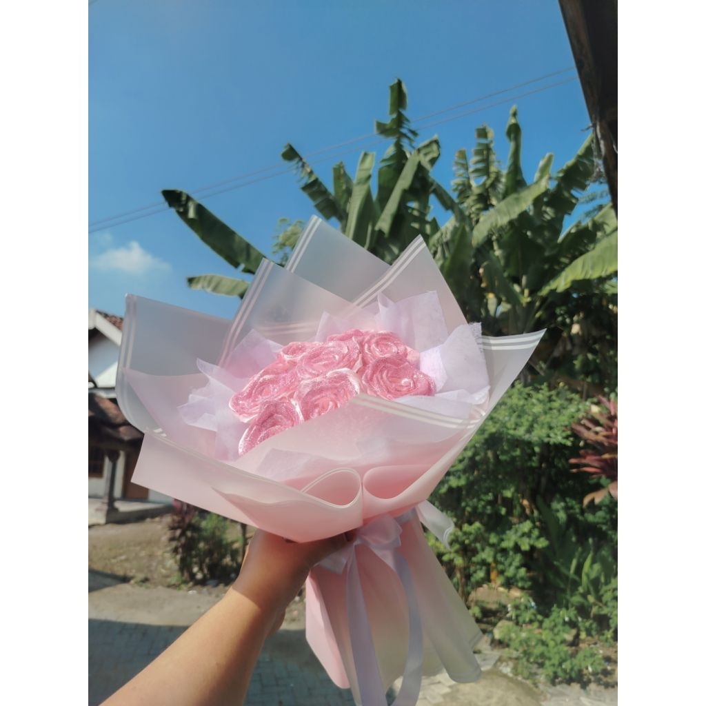 

Bucket Pita Satin (FREE GLITTER) FREE KARDUS DAN BUBBLE WRAP