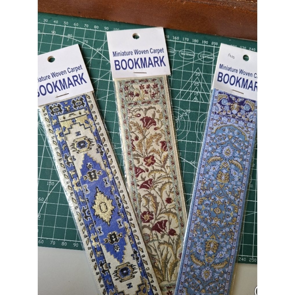 

Bookmark Karpet Mini Tenun / PembatasBuku Karpet Motif Turki Unik