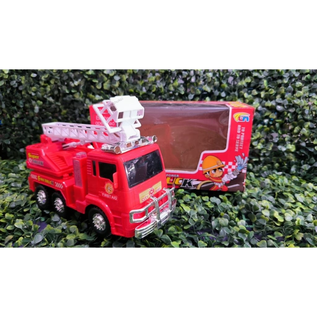 Mainan Mobil Pemadam Kebakaran Fire Truck dengan sirene dan bisa jalan