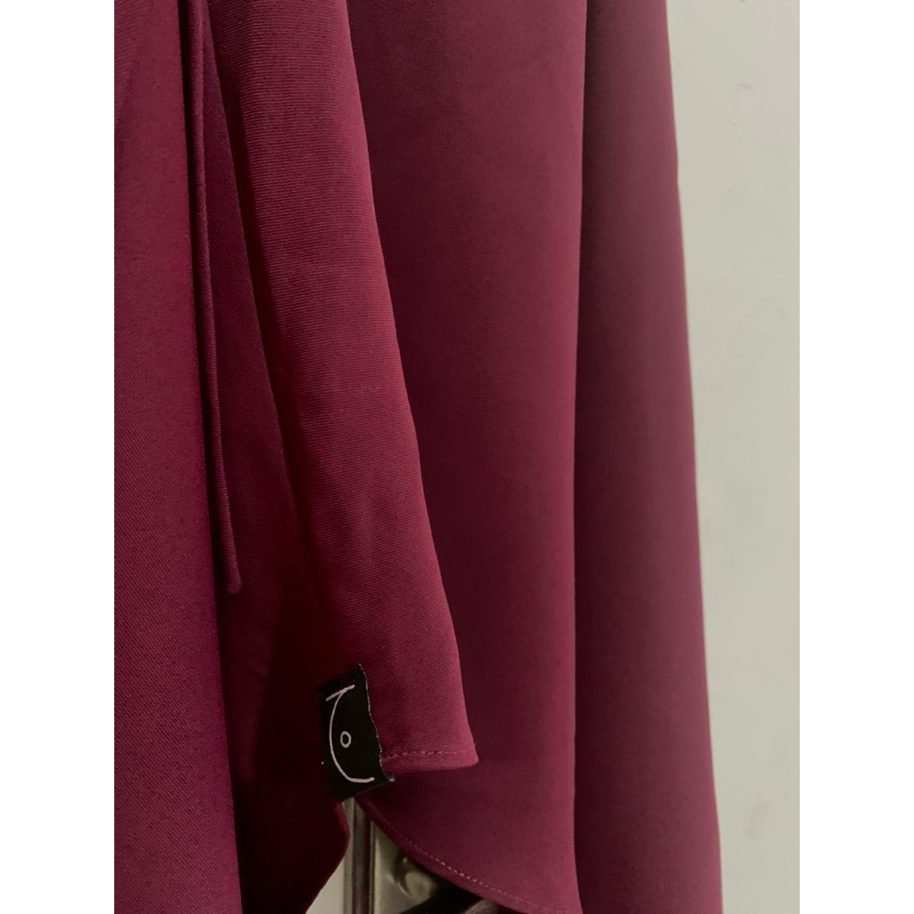 FK mini ouval aljenna Warna pennsylvania (kalau gak salah) bahan mazen