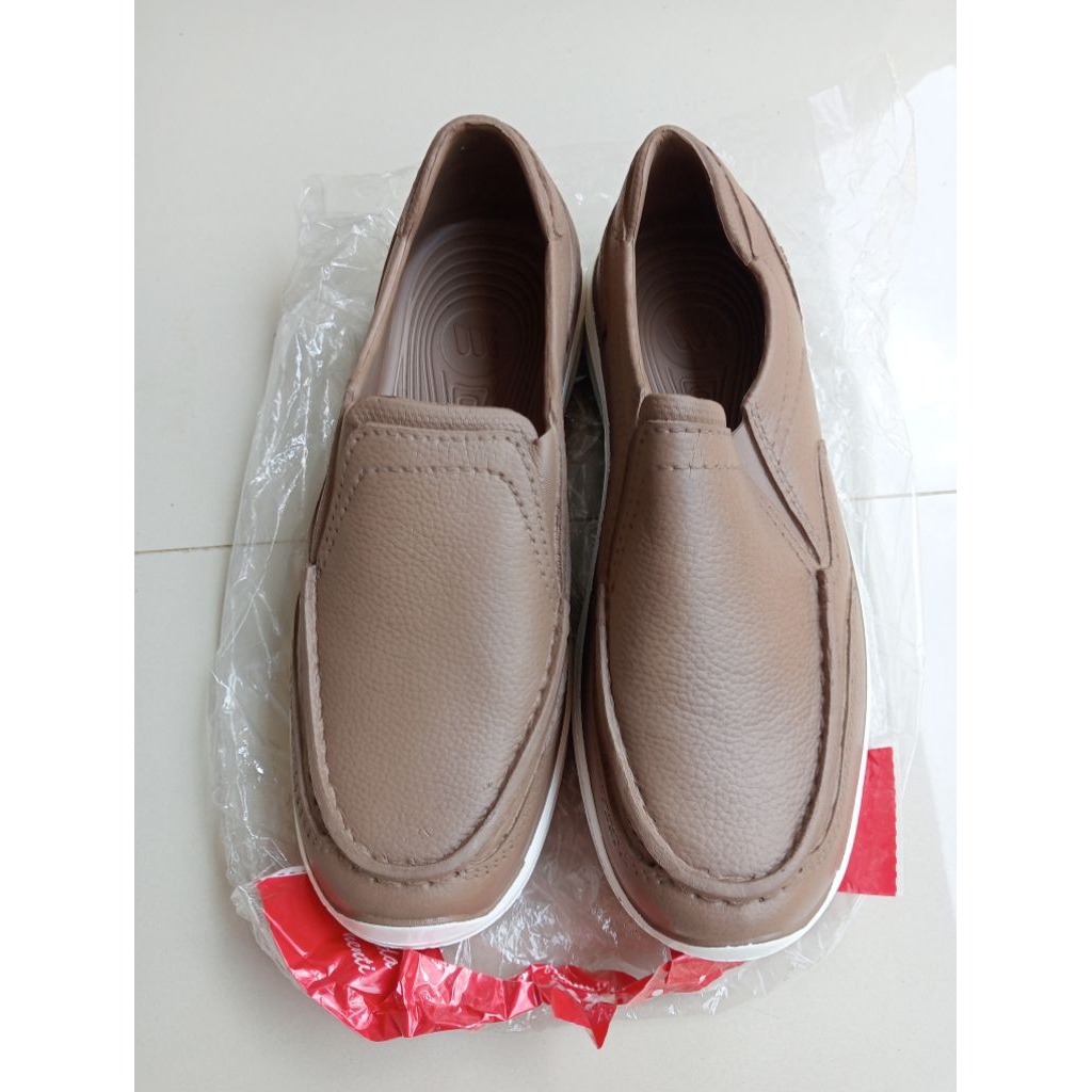 Sepatu Karet Pria - Yumeida 5071 - Sepatu Pantofel Karet - Coklat Muda,