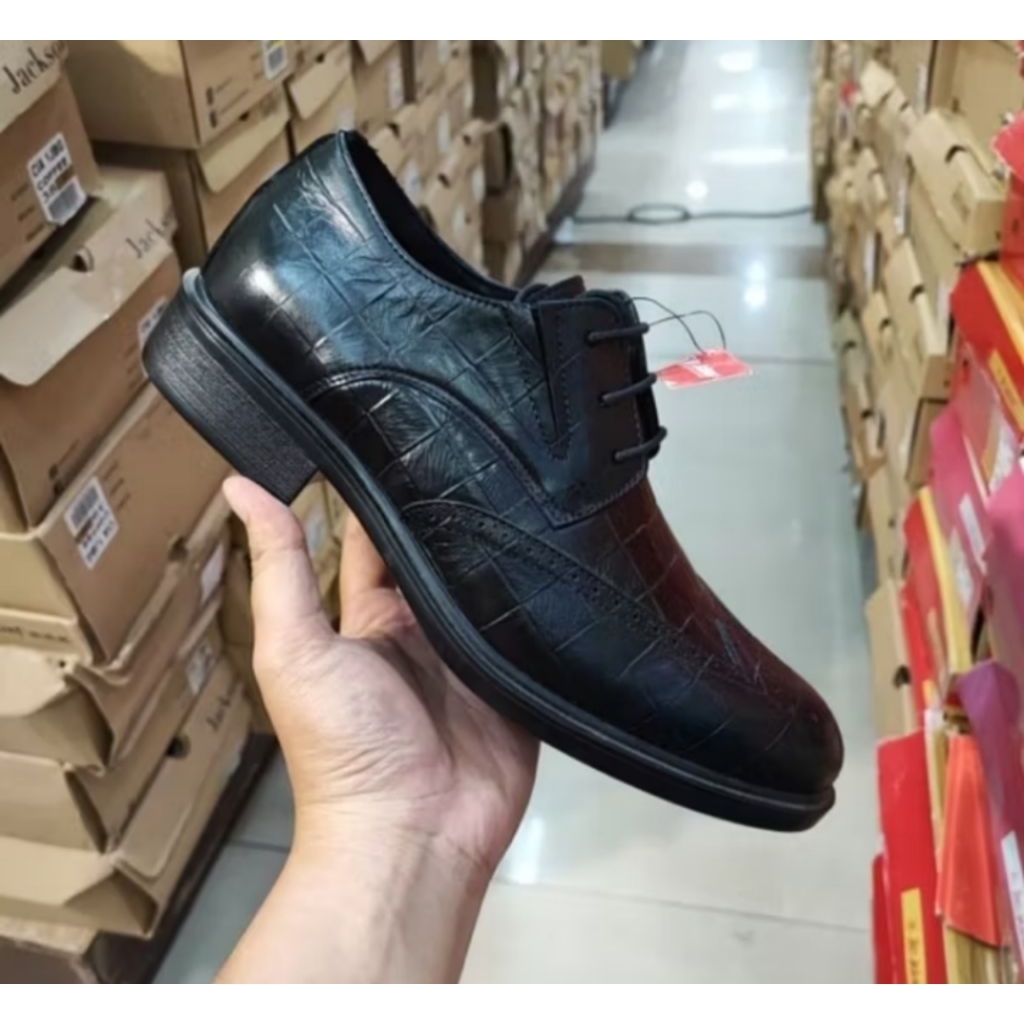 jim joker original sepatu pria Asta