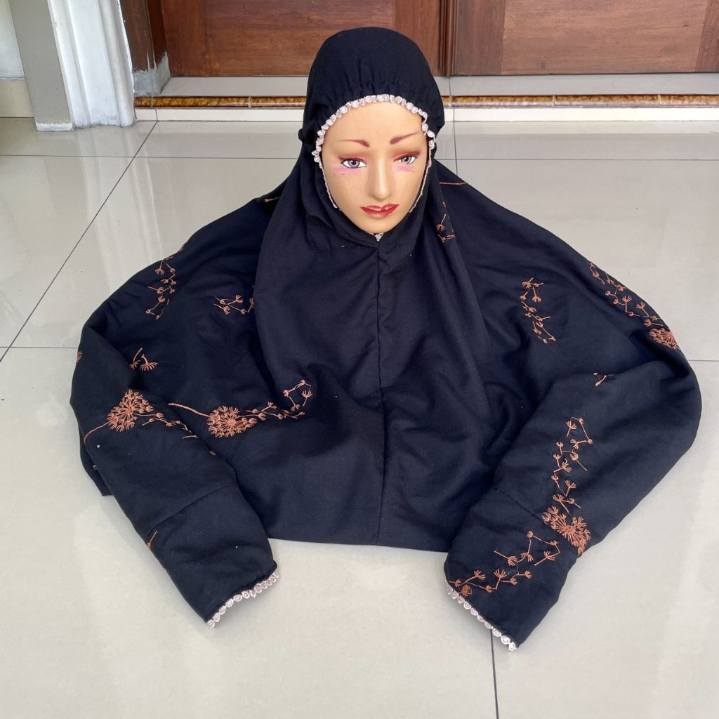 Mukena Terusan Bordir Dewasa Motif Bunga Sakura Katun Micro Putih Mukenah Lajuran Langsungan Pondok