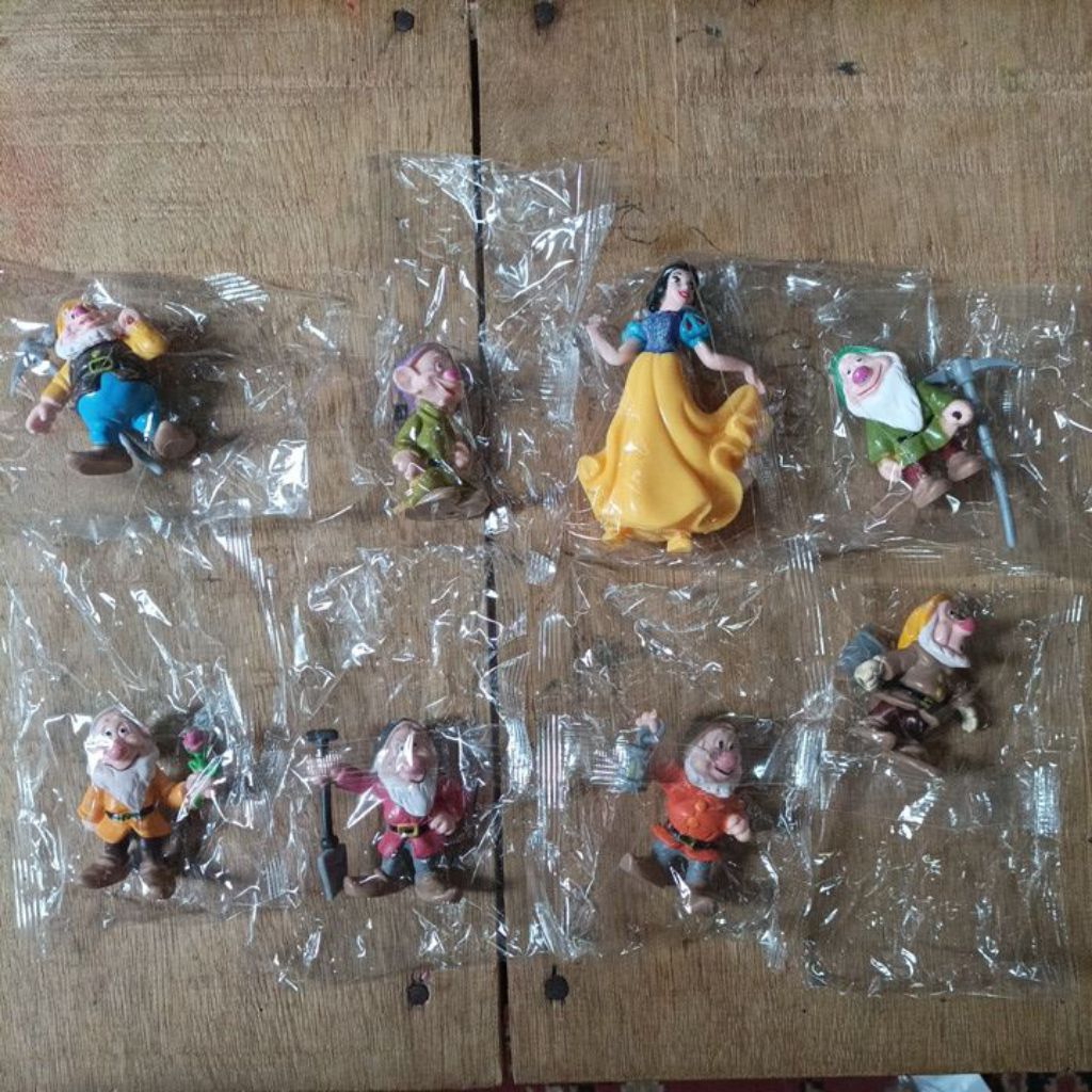 Snow White dan 7 kurcaci set