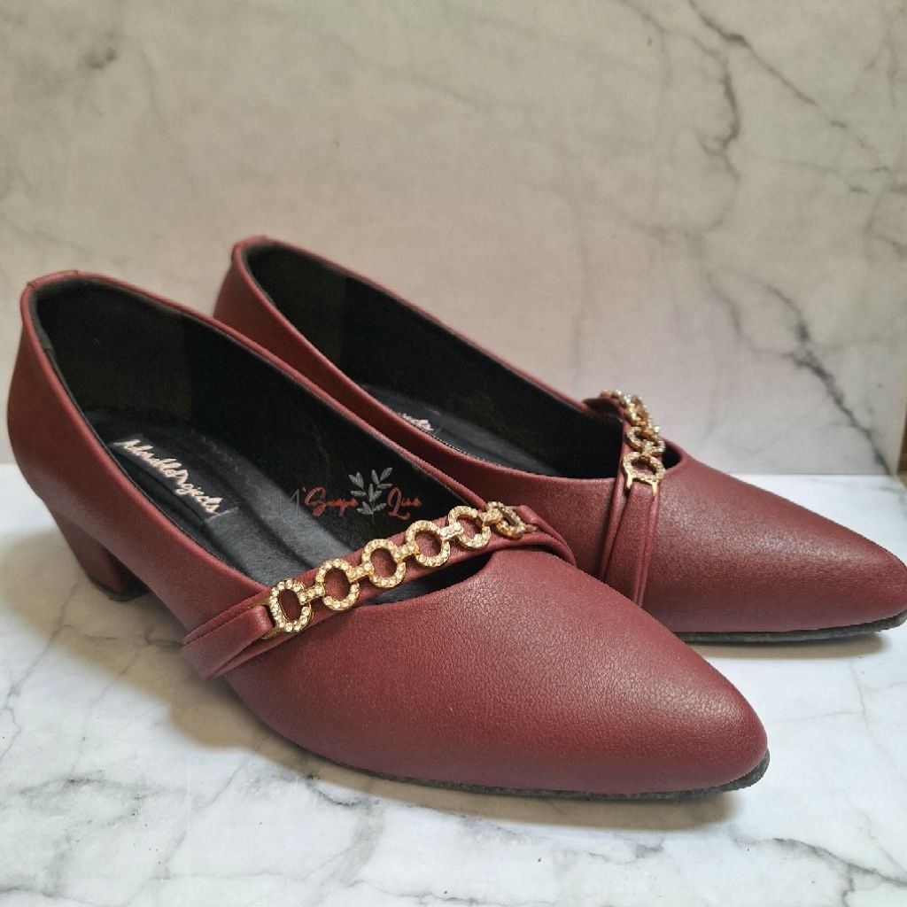 SNEAKERS, WEDGES, HIGH HEELS ADORABLE PROJECTS PRELOVED