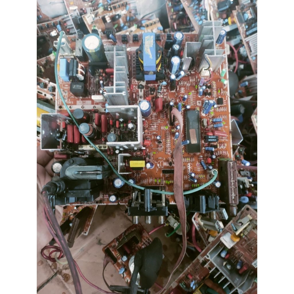 mesin tv cabutan original Samsung 21in kondisi blm lulus tes ic atas