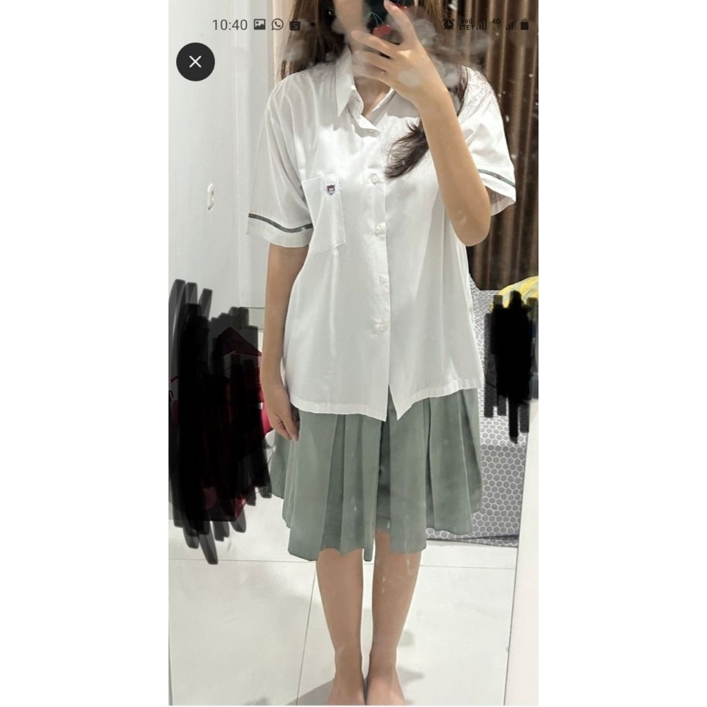 Setelan Seragam Sekolah Perempuan SMAK Penabur