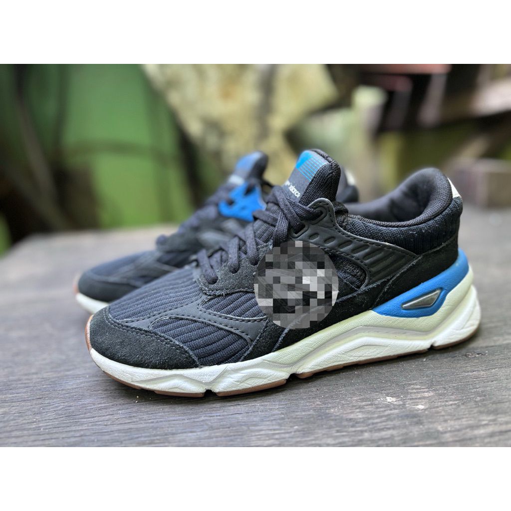sepatu running nb x-90