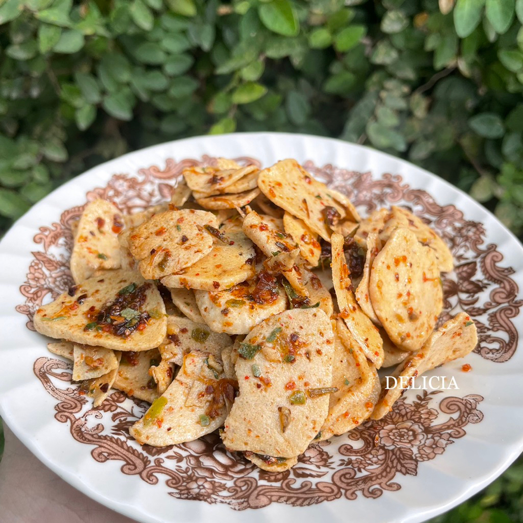 

Basreng Pedas Chilli Oil & Original Daun Jeruk 500 g by Delicia Snack Cemilan Kripik Gurih dan Lezat