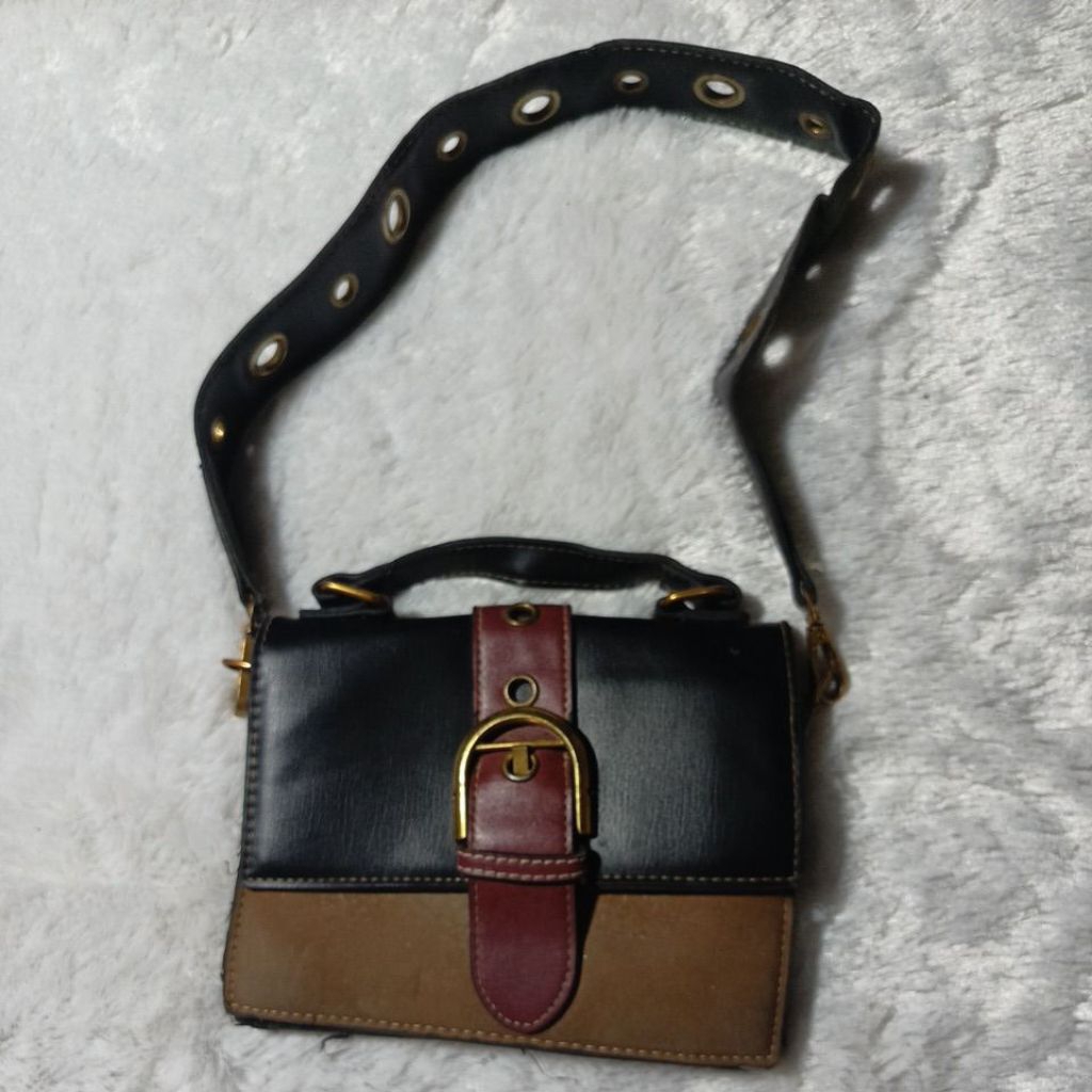 preloved sling bag wanita