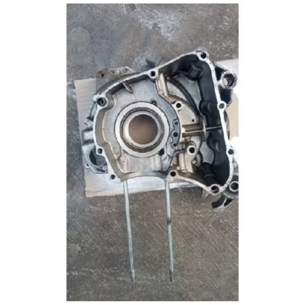 krengkes mesin bagian kanan buat motor Yamaha Mio sporty Mio soul Fino karbu Mio smile Asli Yamaha o