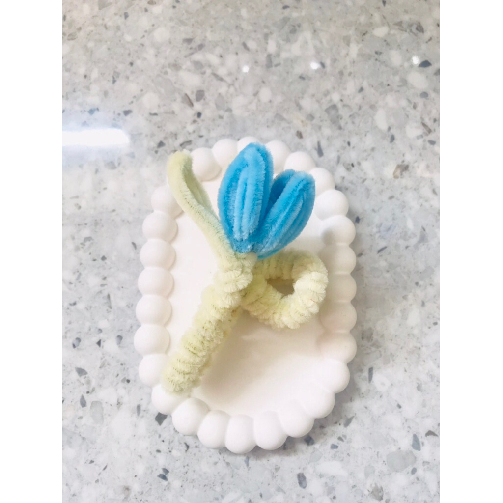 JEDAI BULU BUNGA TULIP