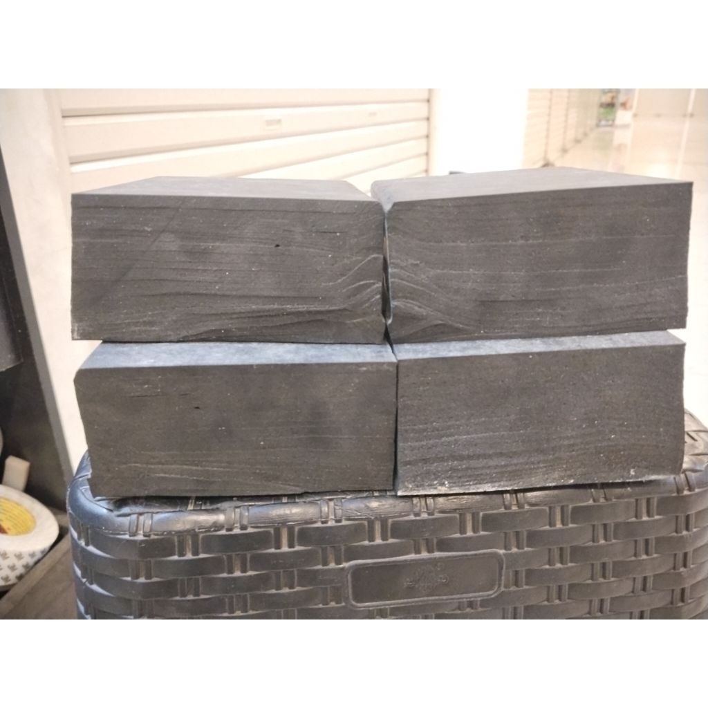 karet bantalan tebal 5cm x 10cm x 10cm
