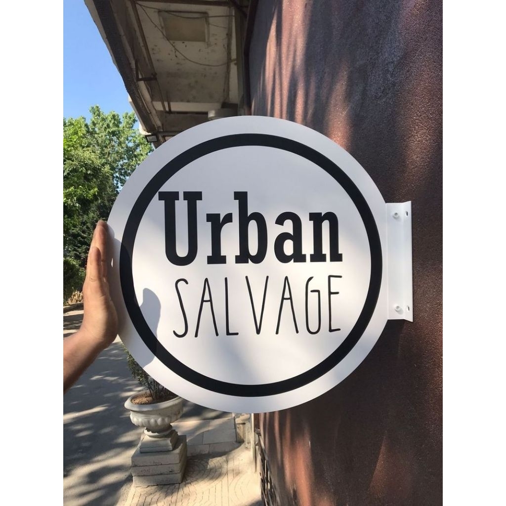 Huruf timbul Logo akrilik custom