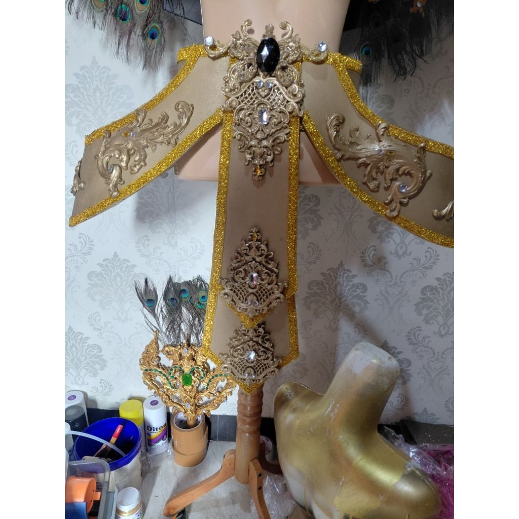 sabuk karnaval dewasa