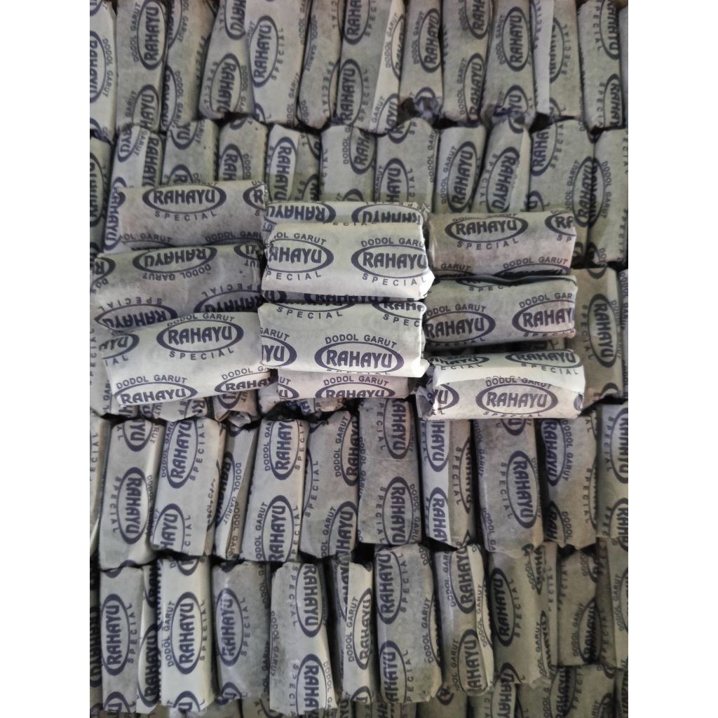 

DODOL GARUT RASA SUSU COKLAT 1 kg