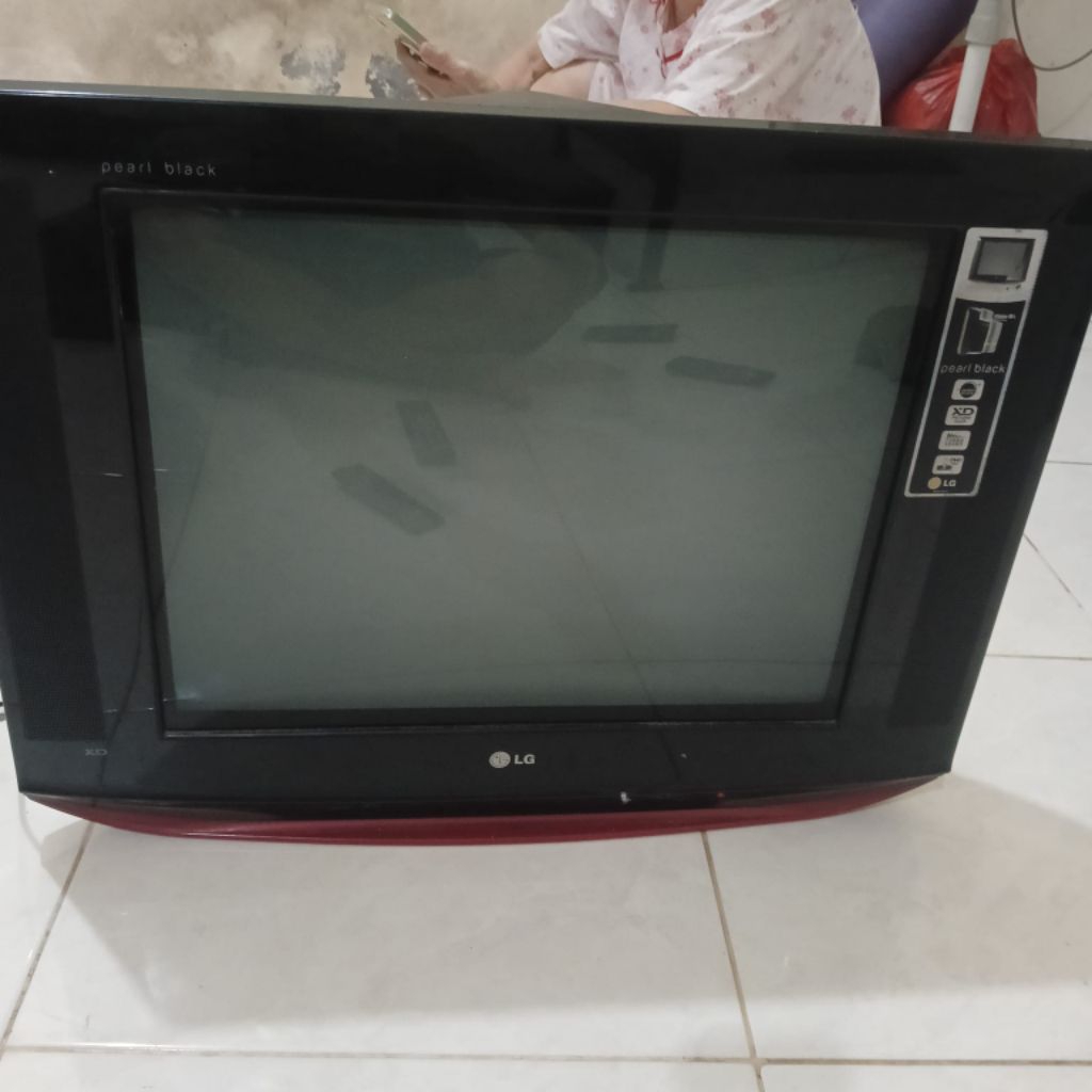TV TABUNG LG 21 IN LUAR KOTA(Ada Remot dan paking kayu ke seluruh indo)
