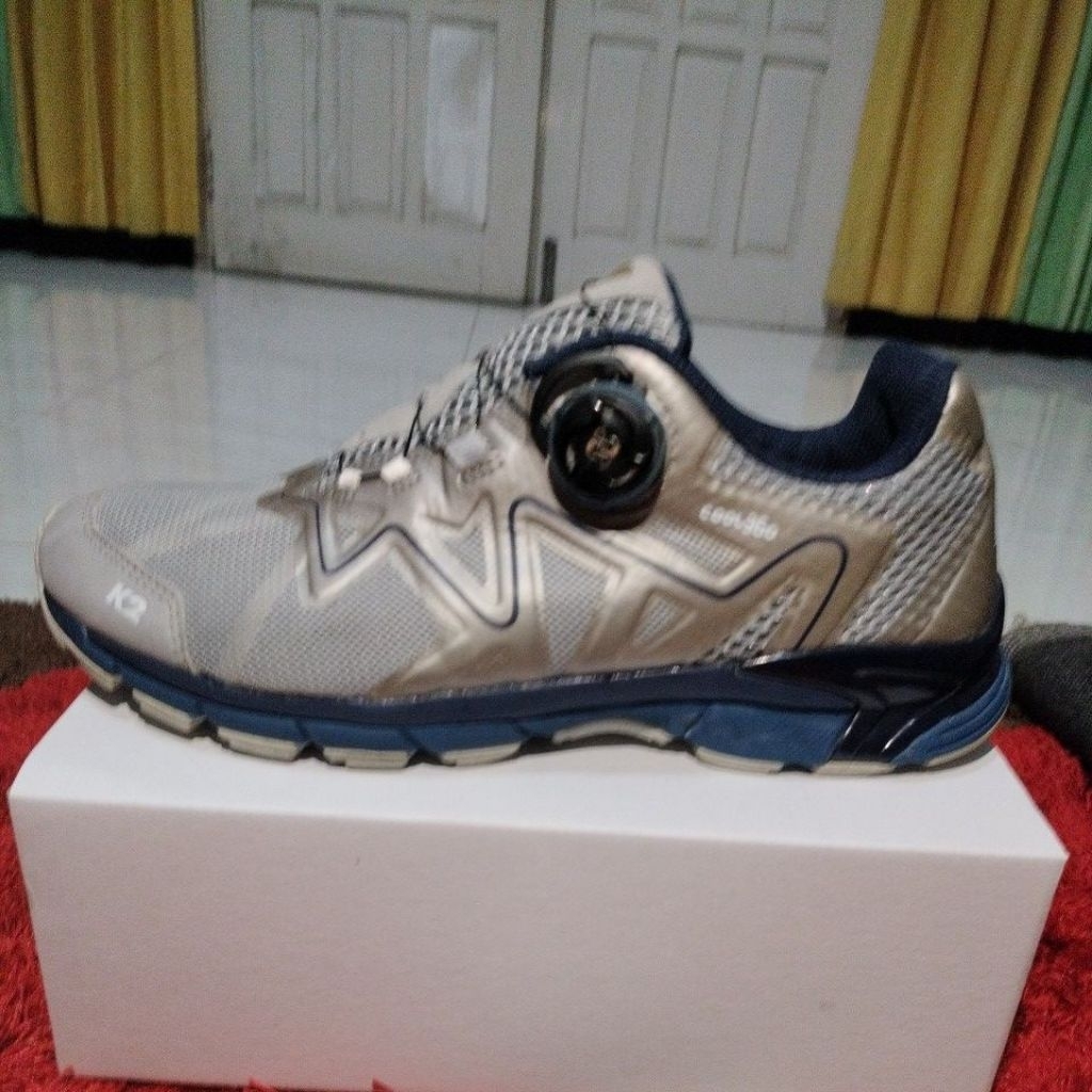 SEPATU K2 AUTDOOR  SECOND ORIGINAL