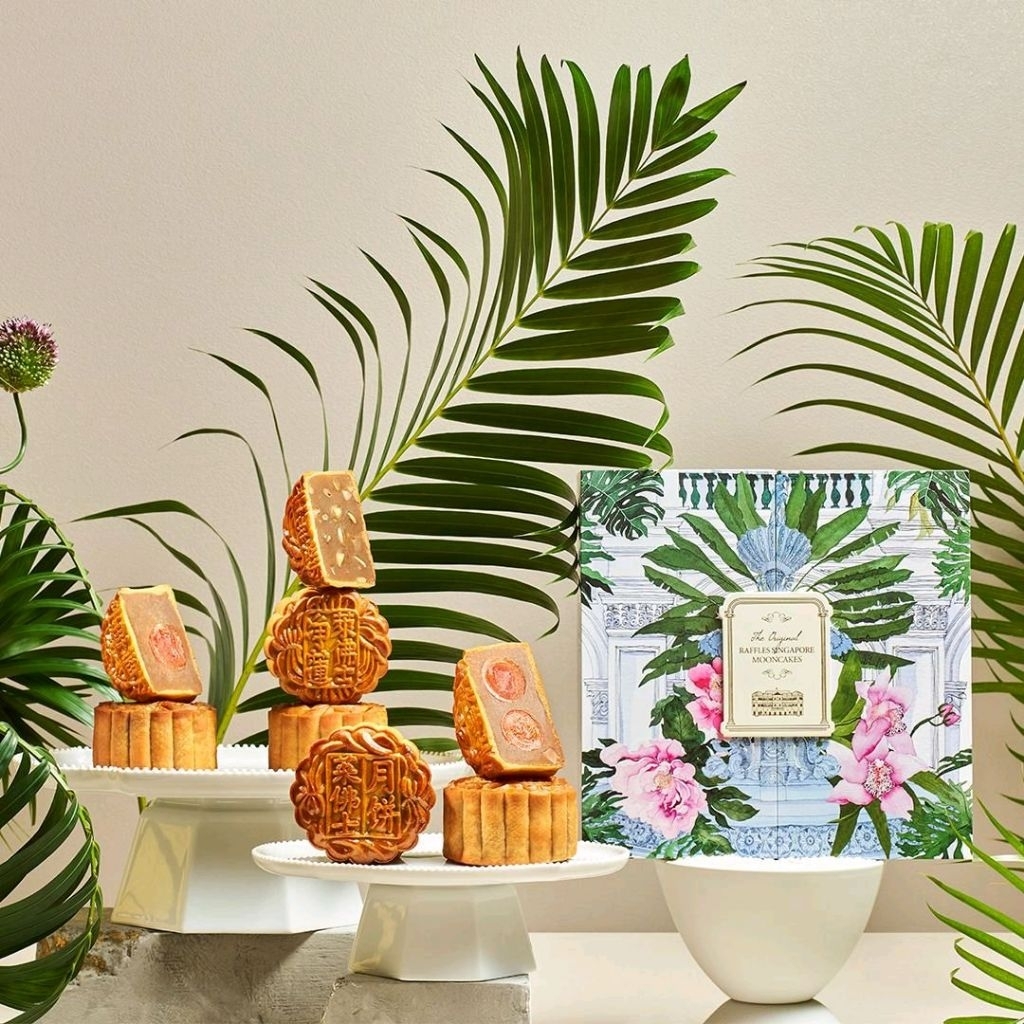 RAFFLES HOTEL SINGAPORE MOONCAKE