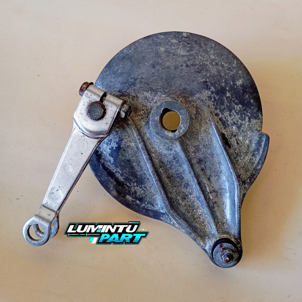 Tutup tromol belakang honda CB 200 twin ori baru tutup tromol CB 200 twin ori baru
