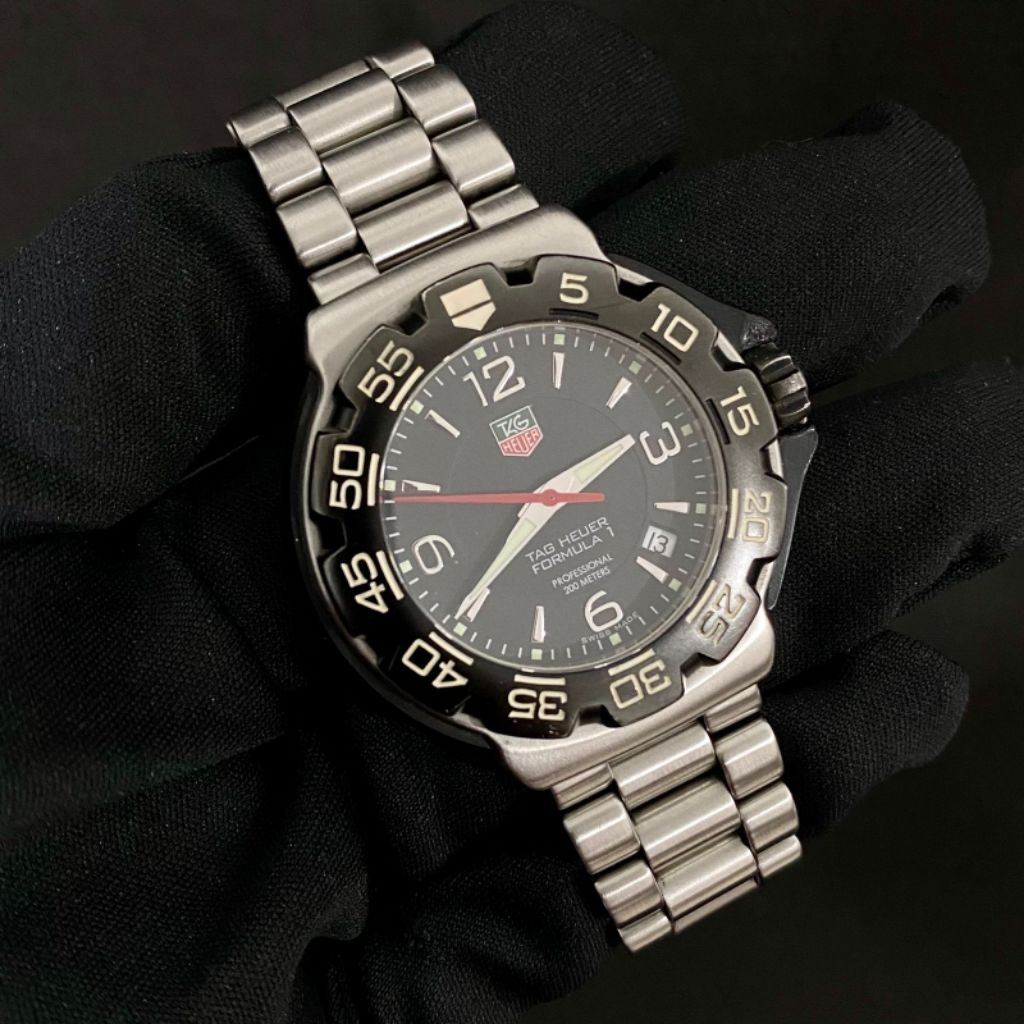 Tag Heuer Formula 1 professional 200M WAC1110-0