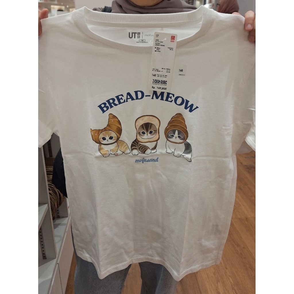 T Shirt Kaos Uniqlo Mofusand Putih (NEW) - FREE PAPERBAG UNIQLO