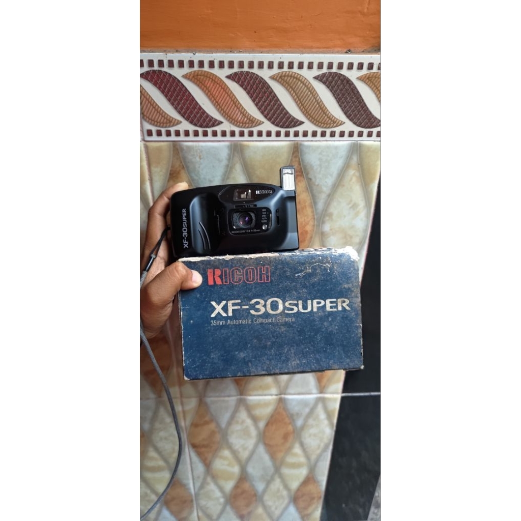 kamera analog Ricoh XF 30 super