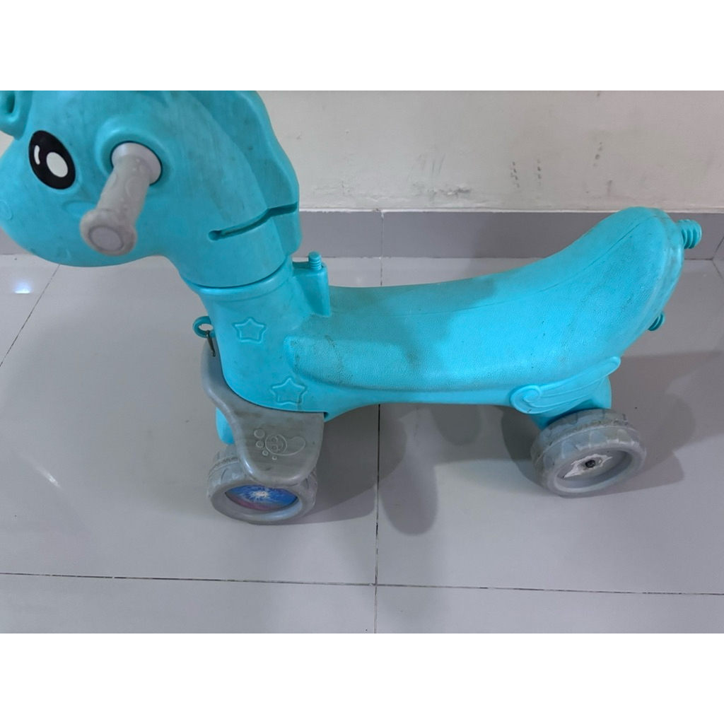 (PRELOVED) SEPEDA BALANCE BIKE MULTIFUNGSI KUDA GOYANG