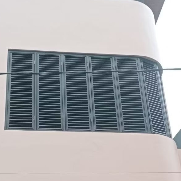 Jendela Louver/Jalusi Alumunium Alexindo