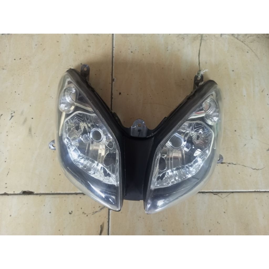 Reflektor lampu depan Nouvo Z original copotan