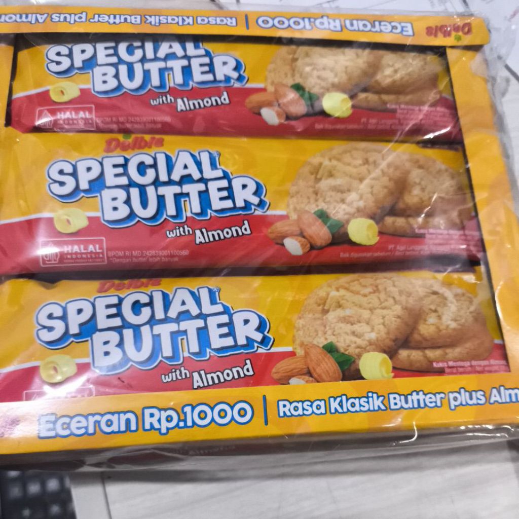 

Biskuit special butter per pak isi 12 bgks