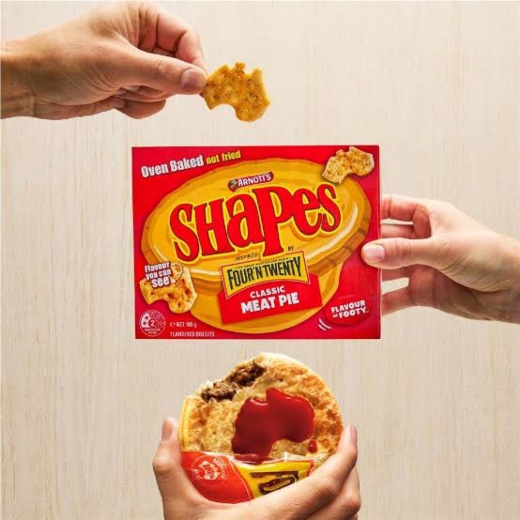 

Biskuit Crackers Arnotts Shape Meat & Pie Original Australia Oven Baked 180 gr