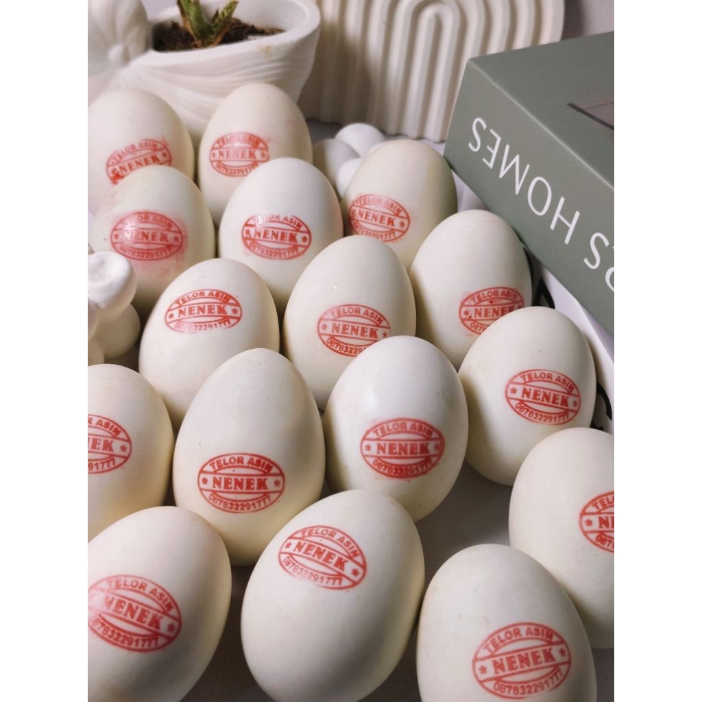 

Telur Asin "NENEK", isi 10 pcs
