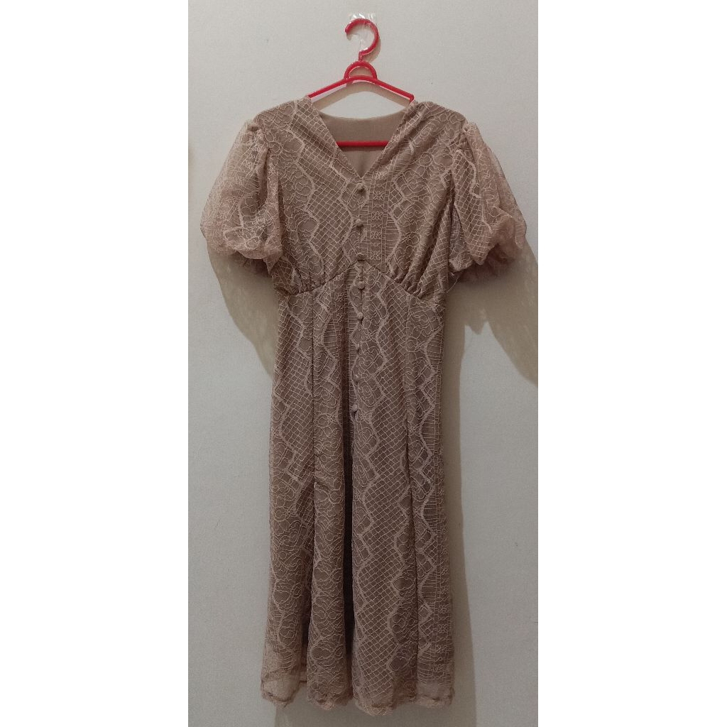 [Preloved] Keiko Clothing Aurora Lace Dress - Cream