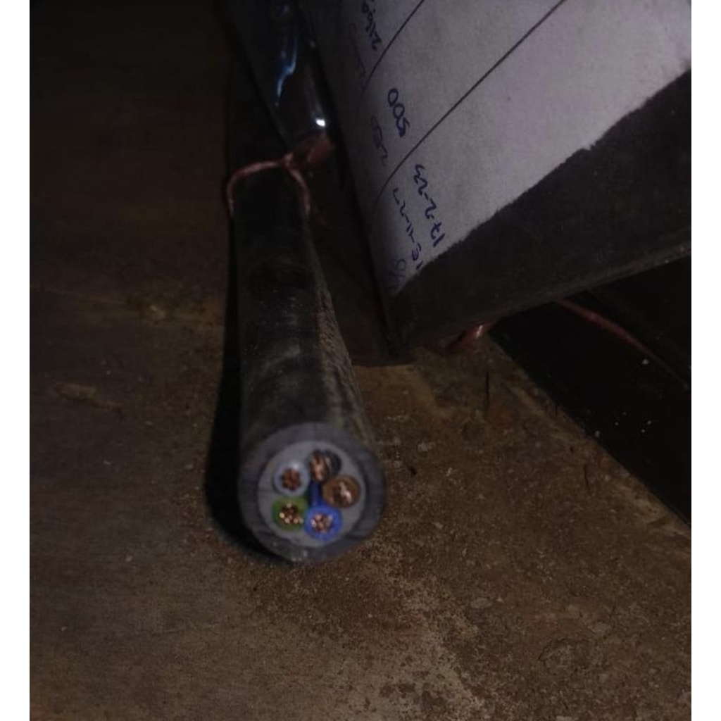 Kabel N2XY 5x4 mm² Cu/XLPE/PVC FIRST CABLE N2XY 5 x 4 mm2 Black Hitam