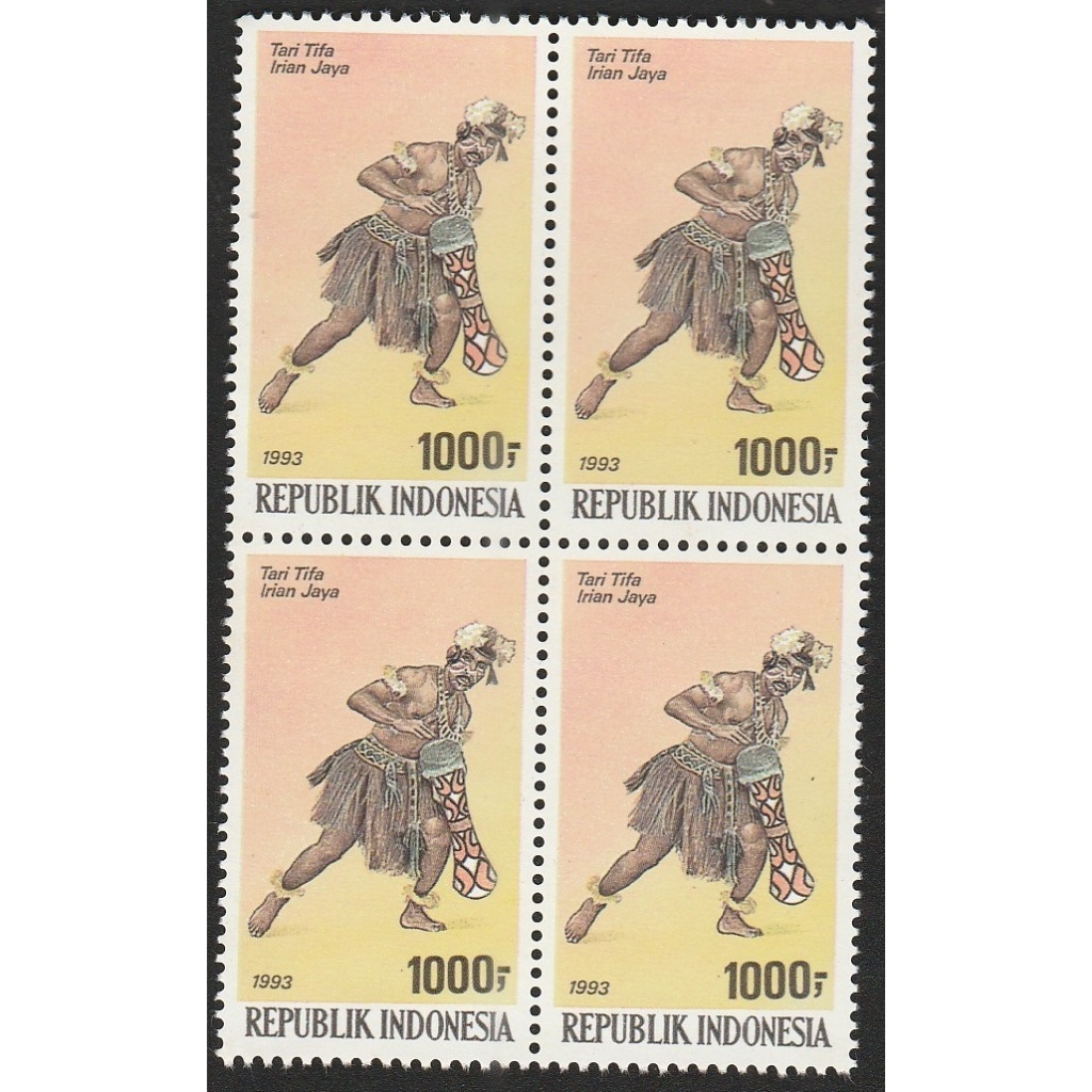 

a 12890 EMPAT BUAH PRANGKO TEMA TARI TIFA IRIAN JAYA DALAM BLOK KONDISI BELUM ADA CAP - HARGA KI 2018 RP.60.000