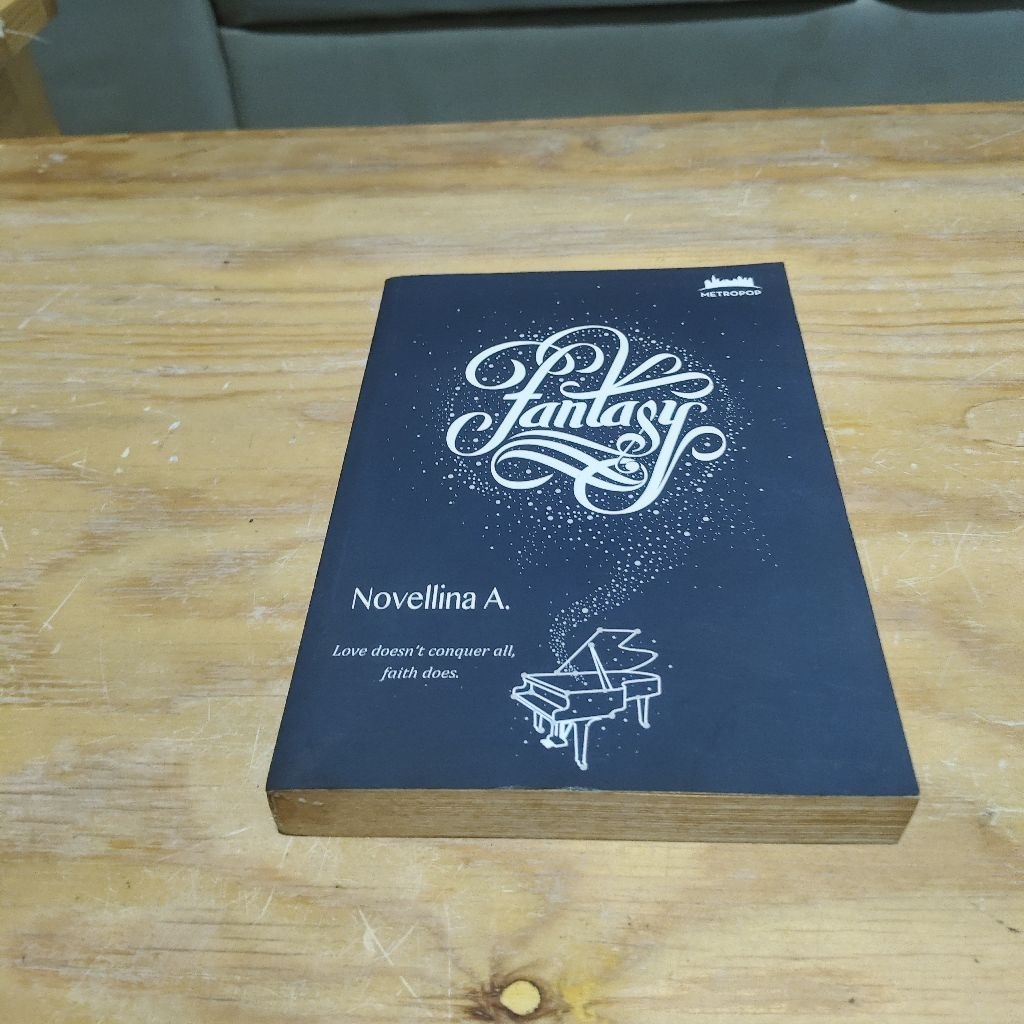 Novel Fantasy Metropop