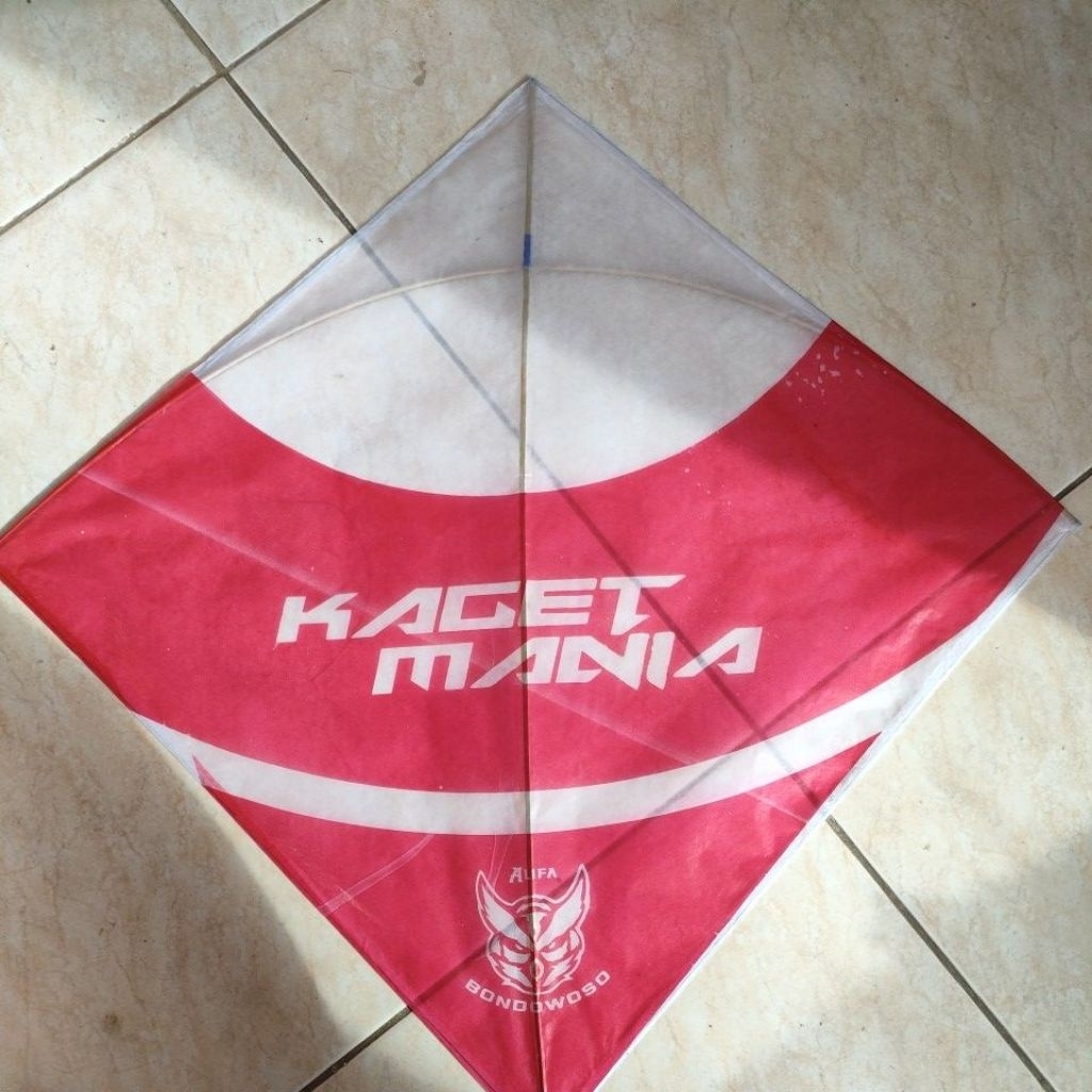 layangan sukhoi super