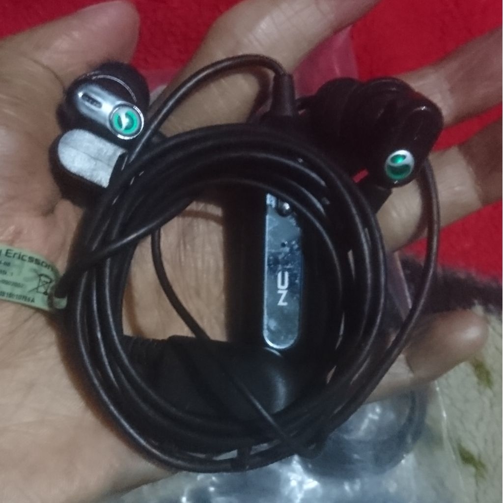 headset earbud handsfree sony ericsson hpm 88