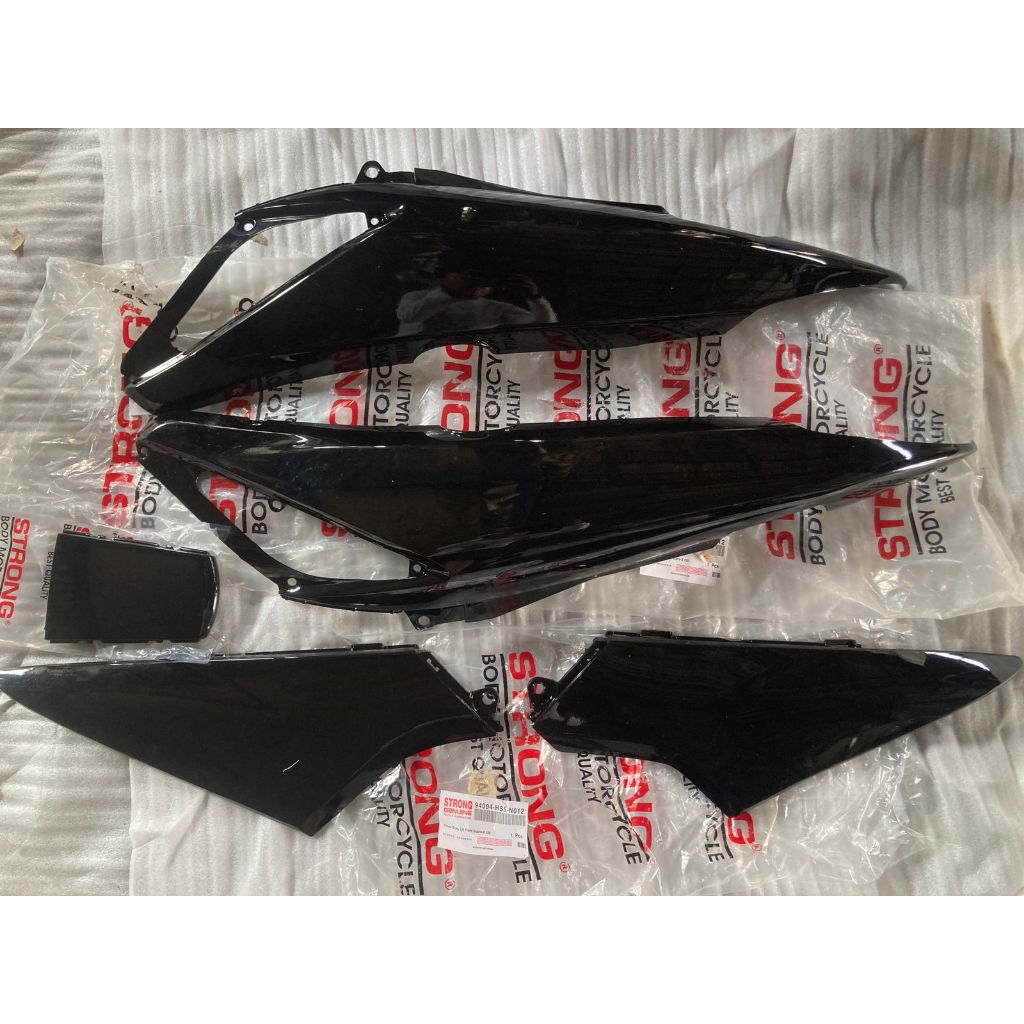 COVER TEDENG TEBENG BODY BELAKANG SET COVER AKI SAMBUNGAN BODY BELAKANG SUPRA X 125 OLD LAMA 2006 HI