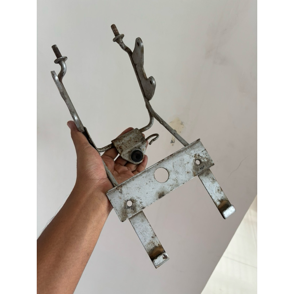 Breket lampu ninja ss asli Breket lampu depan Ninja Ss original bekas