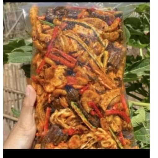 

Cemilan Pedas Seblak mix campur Rasa pedas nikmat gurih renyah