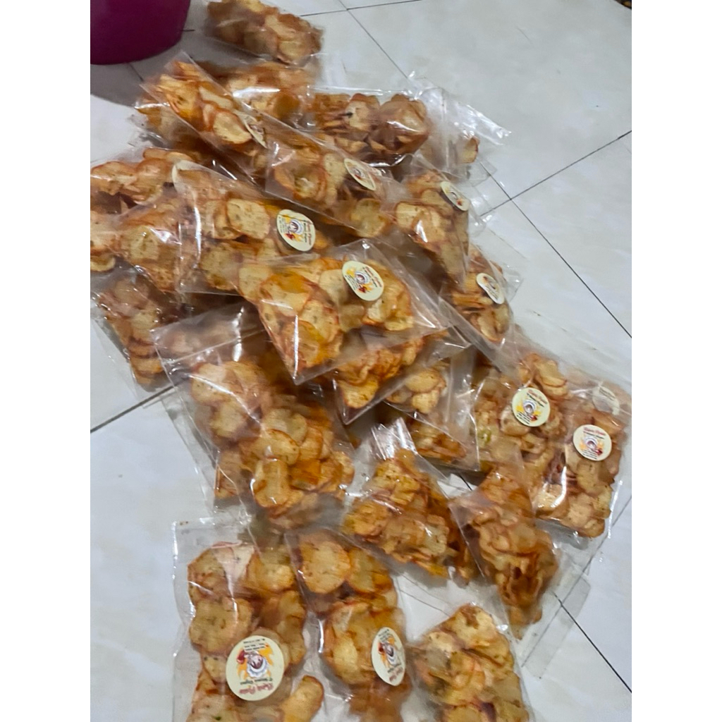 

kripik pedas mama reyna