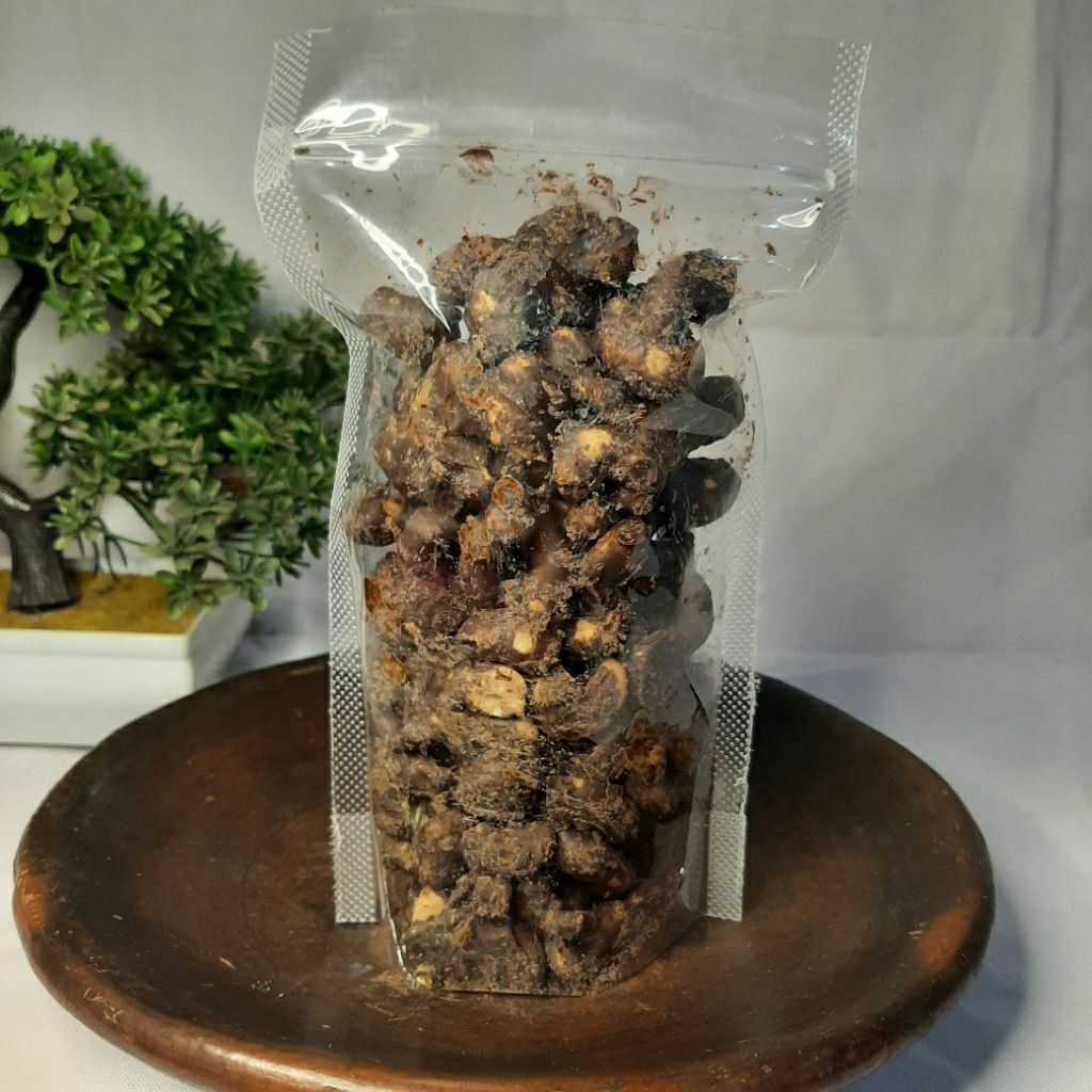 

KACANG METE WIJEN MANIS/COKLAT ASLI WONOGIRI