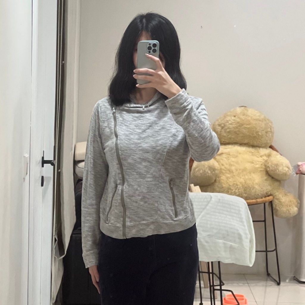 Hollister Long Sleeve Asymmetric Light Grey Jacket